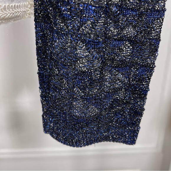 St. John Metallic Diamond Lace Knit Cardigan and Tank Top Set… - Picture 8 of 16